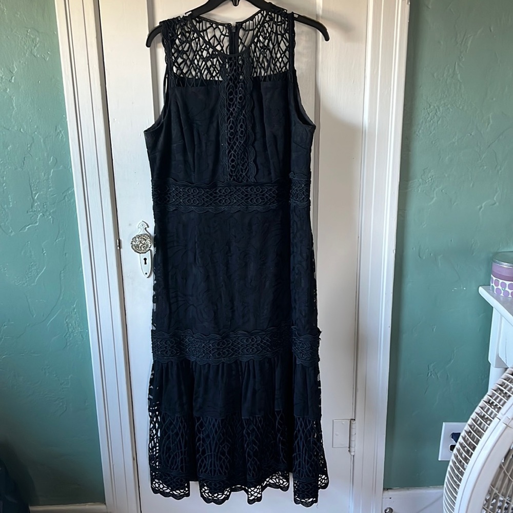 Woman’s Navy Blue Dress